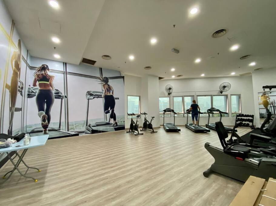 Spacious 3R,2R,Studio 5Min Walk To Time Square,Lalaport, Pool,Gym,Wifi Daire Kuala Lumpur Dış mekan fotoğraf