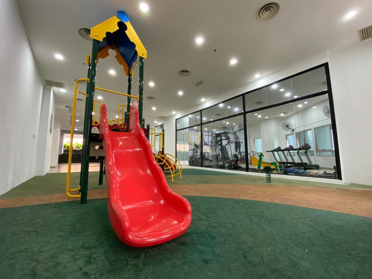 Spacious 3R,2R,Studio 5Min Walk To Time Square,Lalaport, Pool,Gym,Wifi Daire Kuala Lumpur Dış mekan fotoğraf